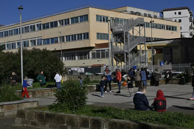 Campi Flegrei, gruppo regionale PD: “Al fianco dei cittadini e dei sindaci. Il Governo dia risposte concrete”