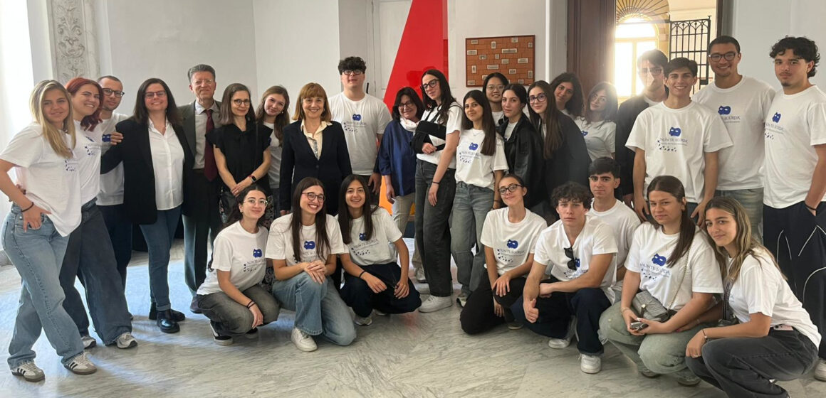 Napoli. Presentato al Palazzo San Giacomo, il Progetto “Nun te scurdà – Napoli 80 voglia di ricordare”