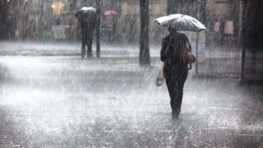 temporali Campania. Allerta meteo gialla da mezzanotte fino alle 20 di sabato 16 maggio. Tempo e venti forti in arrivo