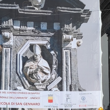 busto - sangennaro Napoli. Cantiere didattico con gli studenti del Suor Orsola: restaurata l’Edicola di San Gennaro di piazza De Nicola